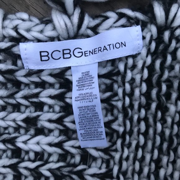 Bcbgeneration Women Scarf Black and white knit lon - Picture 12 of 14